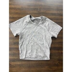 Lululemon Swiftly Tech Short Sleeve 2.0 cropped Grey Size 2 Activewear Shirt